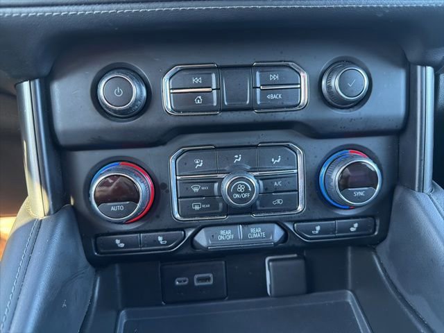 Used 2021 Chevrolet Tahoe Z71 w/ Z71 Signature Package image 26