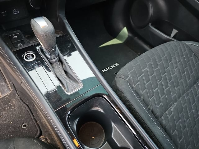 Used 2022 Nissan Kicks SV FWD image 23