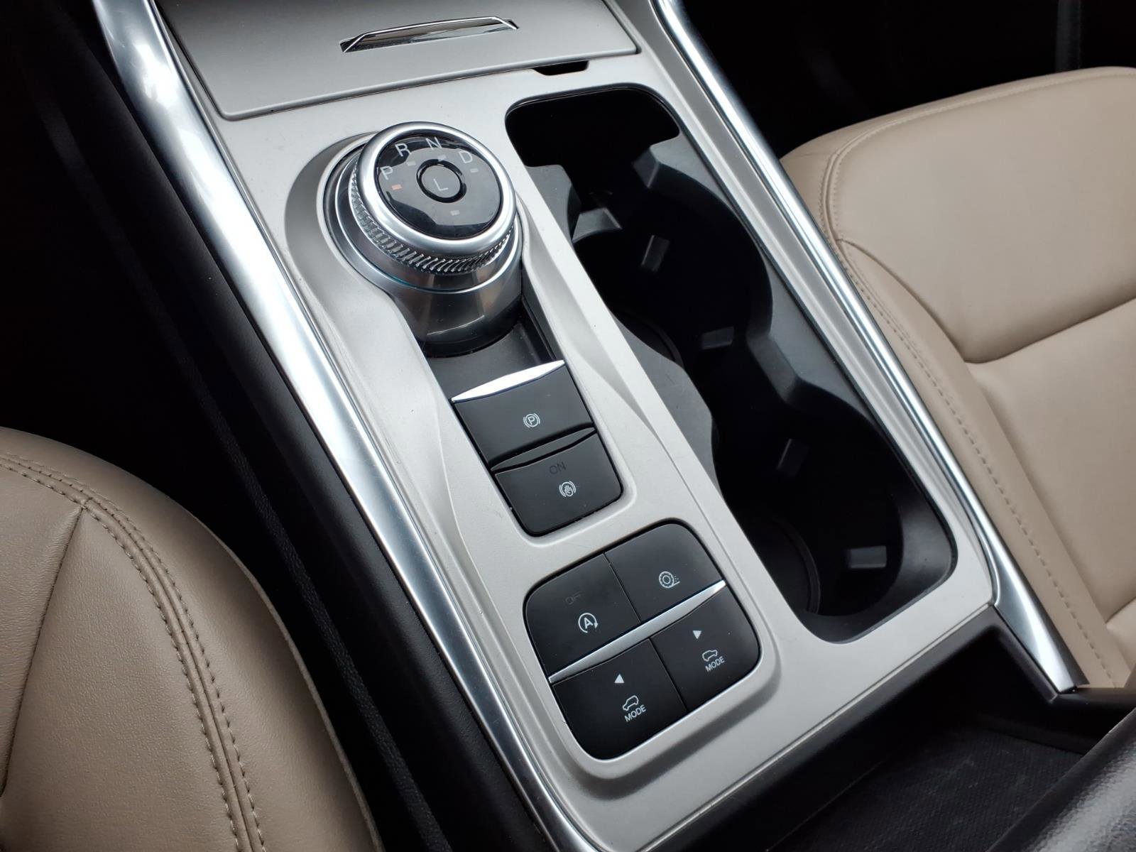 Certified 2024 Ford Explorer XLT w/ Equipment Group 202A image 19