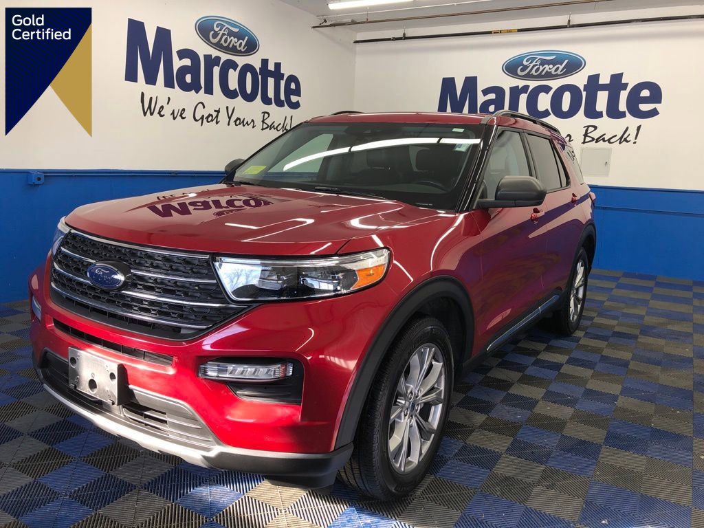 Certified 2022 Ford Explorer XLT w/ Equipment Group 202A image 1