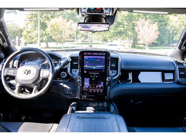 Used 2025 RAM 3500 Limited AWD/4WD image 15