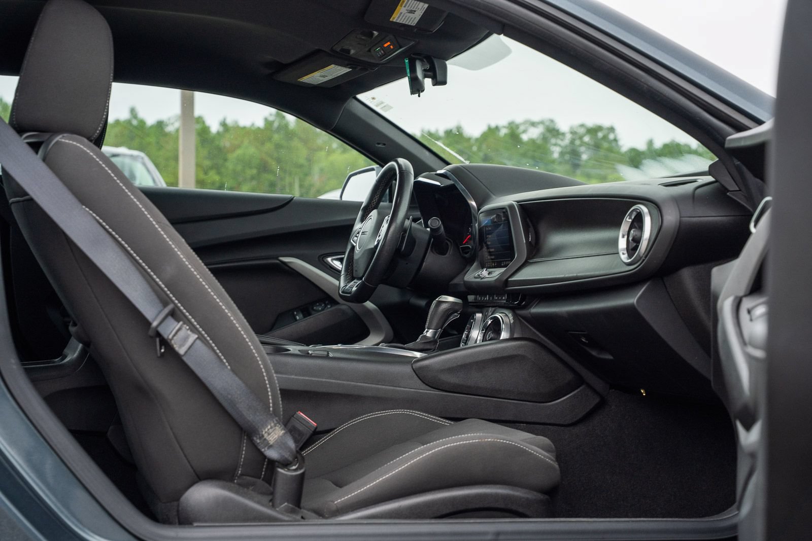 Used 2019 Chevrolet Camaro SS RWD image 29