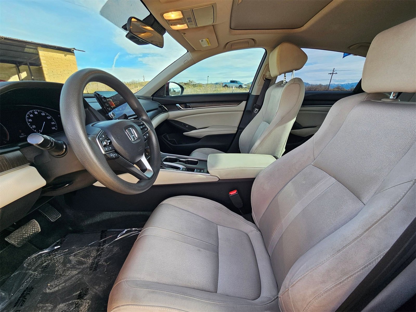 Used 2018 Honda Accord EX image 10