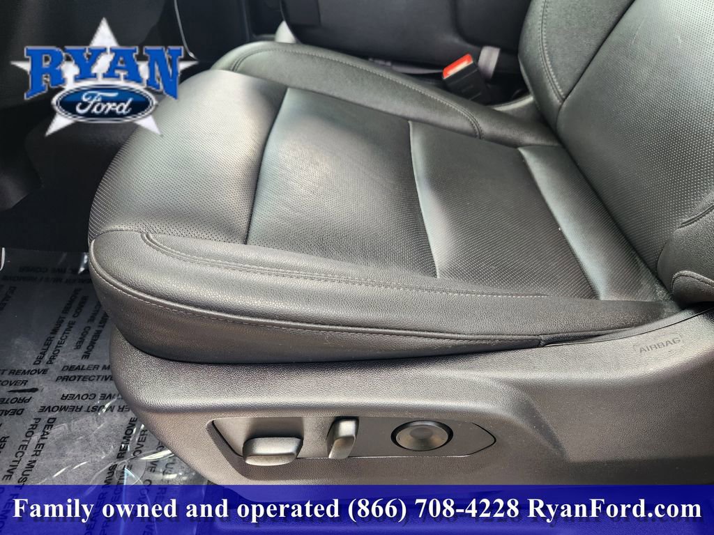 Used 2025 GMC Sierra 1500 SLT image 18