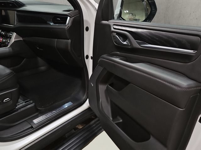 Used 2022 GMC Yukon XL Denali w/ Max Trailering Package AWD/4WD image 18