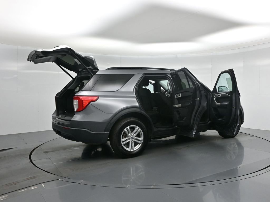 Certified 2022 Ford Explorer XLT w/ Class IV Trailer Tow Package image 36