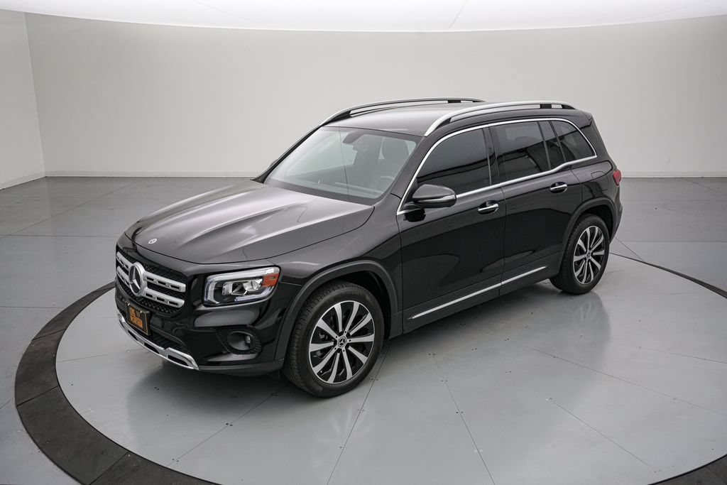 Used 2022 Mercedes-Benz GLB 250 w/ Premium Package Lite image 8