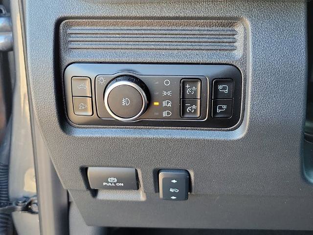 Certified 2025 Ford F350 Lariat w/ Lariat Ultimate Package image 26