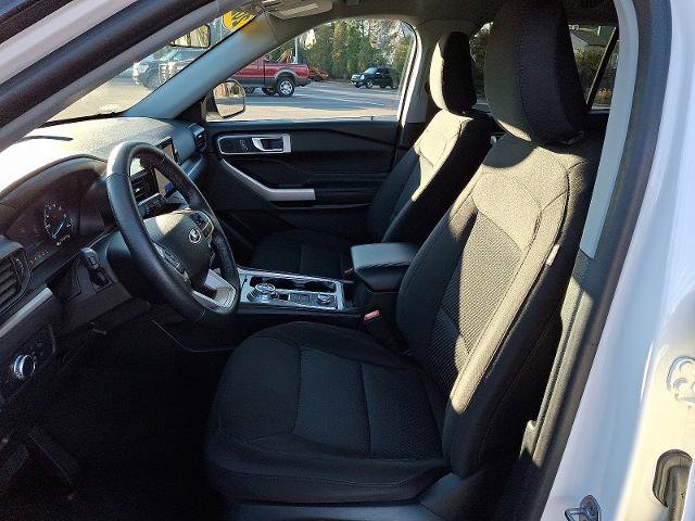 Certified 2022 Ford Explorer XLT image 13