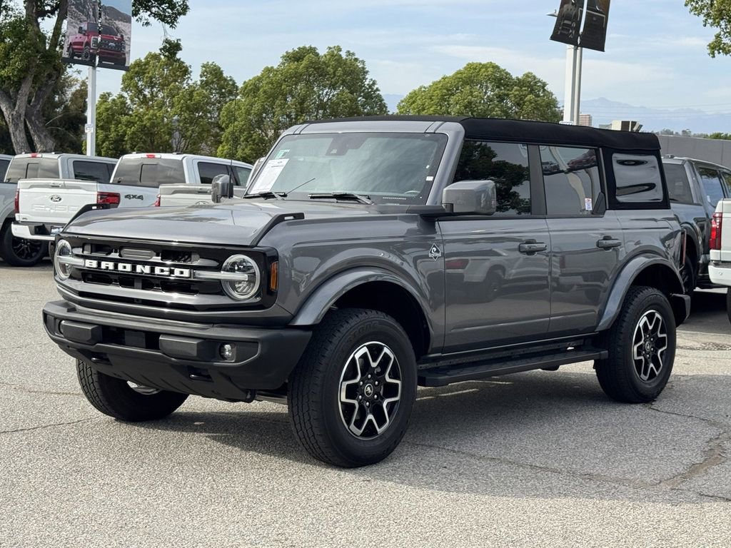 Certified 2023 Ford Bronco Outer Banks AWD/4WD image 3