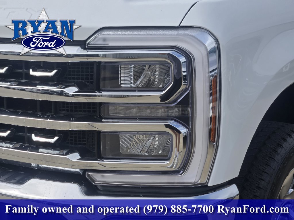 Certified 2026 Ford F250 Lariat w/ Lariat Premium Package AWD/4WD image 6