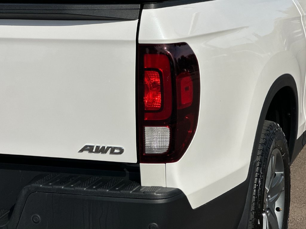 Used 2023 Honda Ridgeline RTL-E image 24