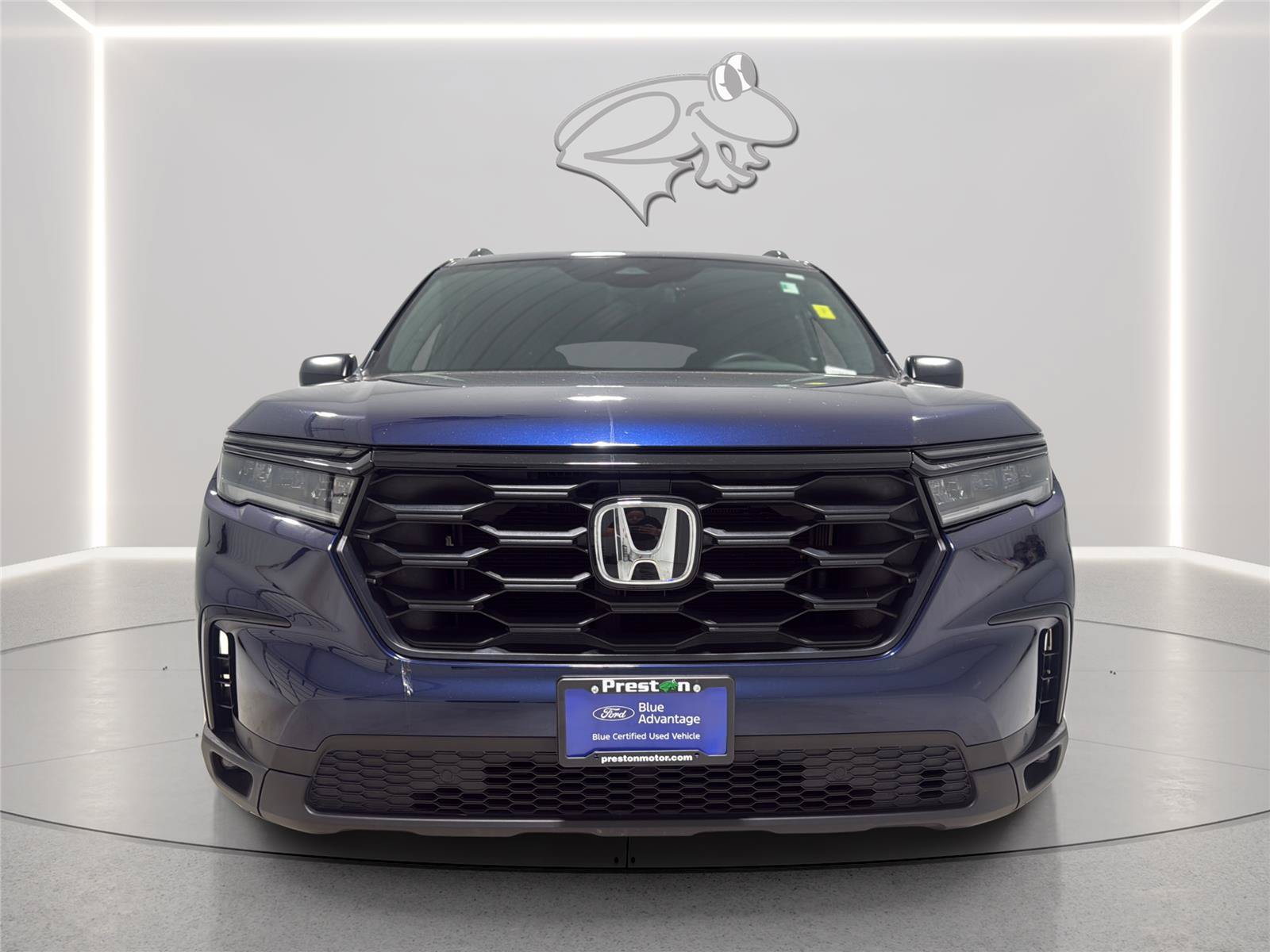 Used 2025 Honda Pilot Sport image 3