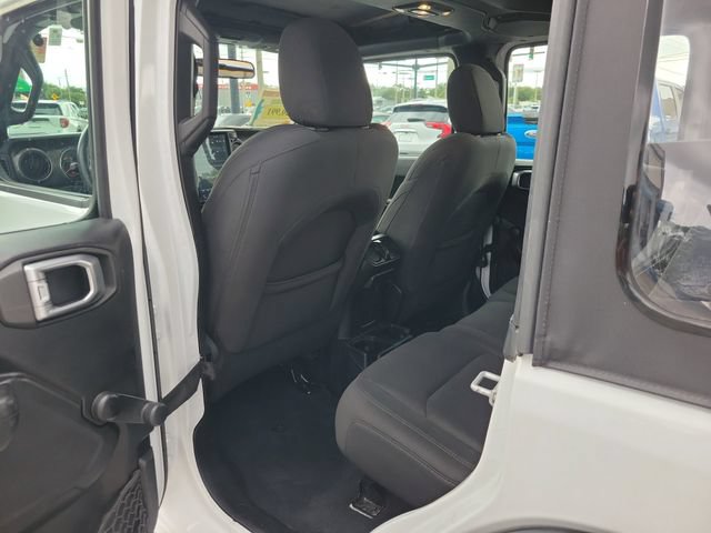 Used 2018 Jeep Wrangler Unlimited Sport AWD/4WD image 9