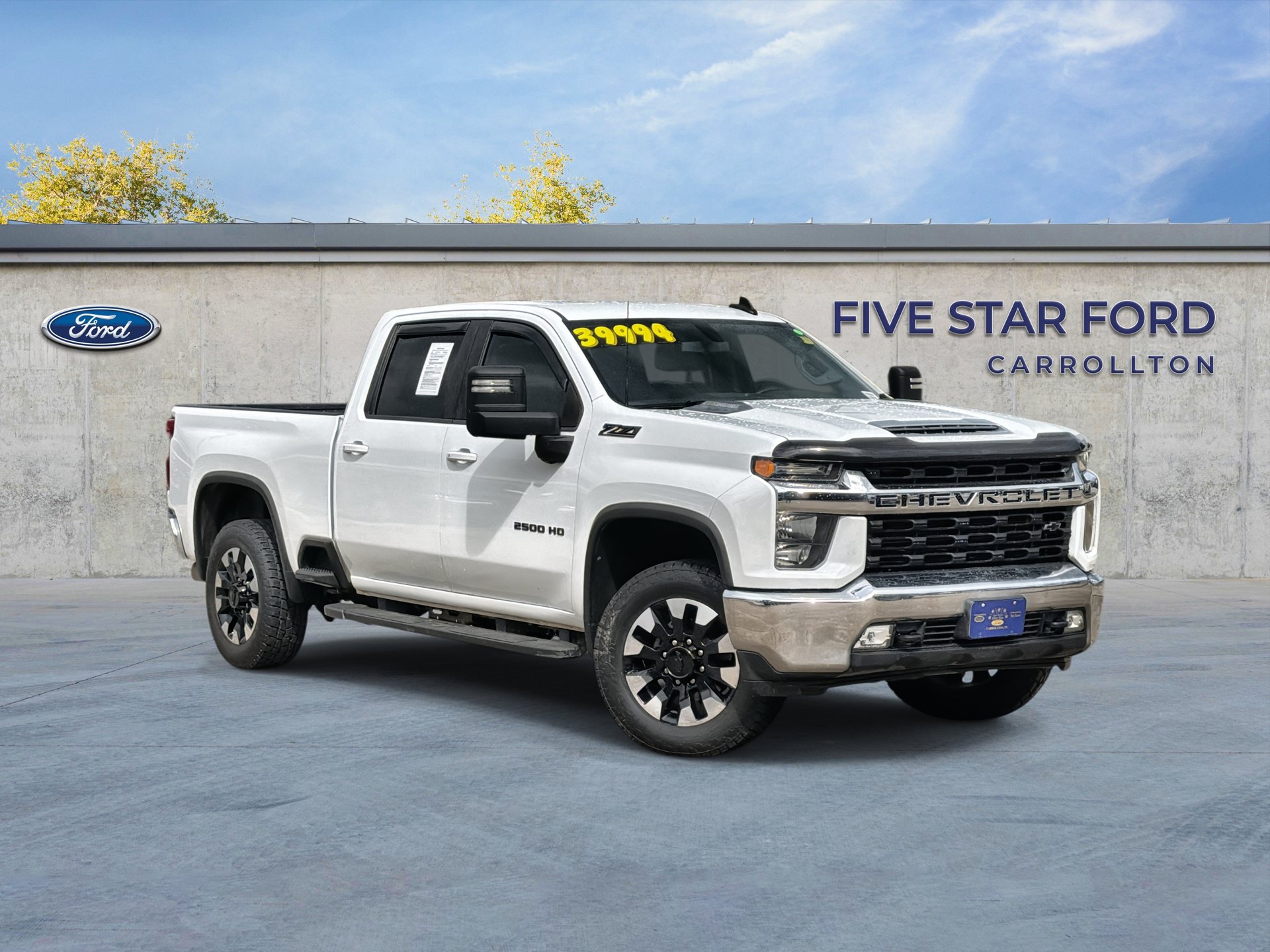 Used 2020 Chevrolet Silverado 2500 LT w/ Convenience Package AWD/4WD image 1