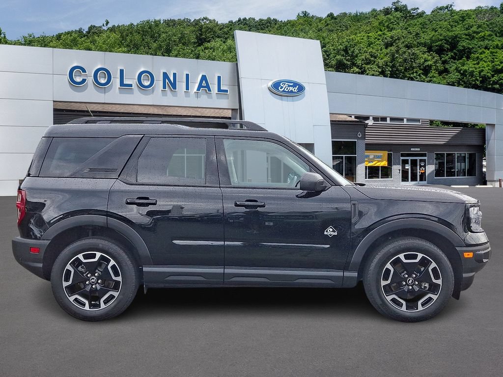 Certified 2023 Ford Bronco Sport Outer Banks AWD/4WD image 7