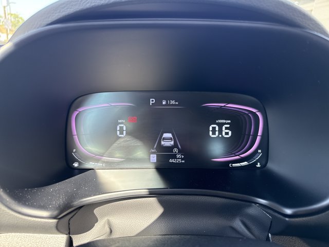 Used 2024 Kia Soul LX w/ Option Group 015 FWD image 17