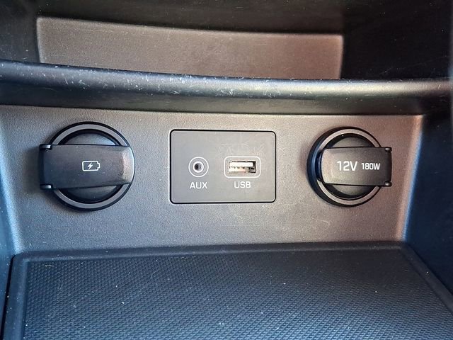 Used 2020 Hyundai Kona SEL w/ Cargo Package image 25