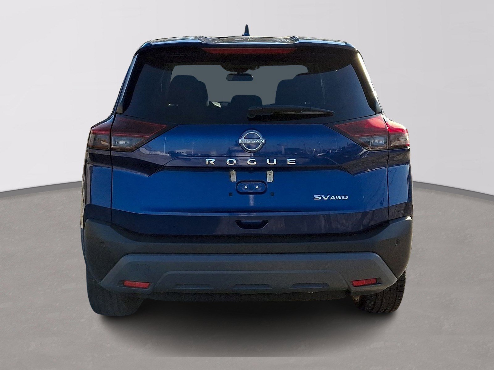 Used 2023 Nissan Rogue SV image 5