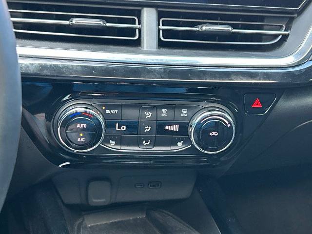 Used 2024 Chevrolet Trax ACTIV w/ Sunroof Package FWD image 33