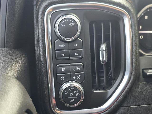 Used 2022 GMC Sierra 2500 AT4 w/ AT4 Premium Plus Package AWD/4WD image 14