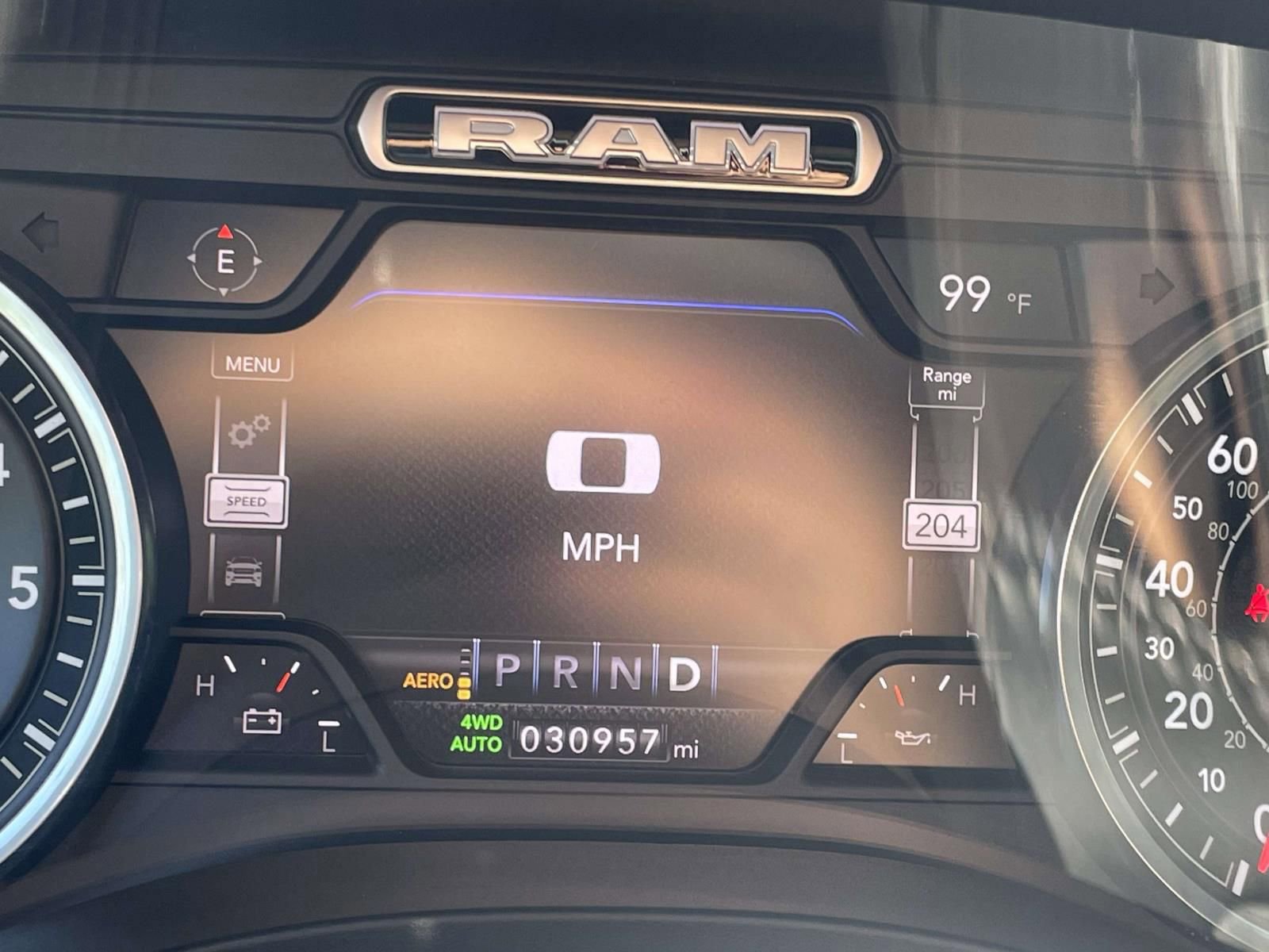 Used 2020 RAM 1500 Laramie image 30