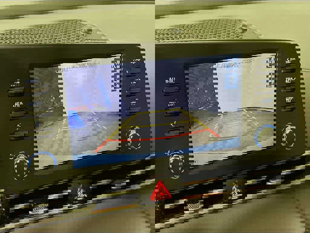 Used 2021 Hyundai Elantra Blue w/ Cargo Package image 27