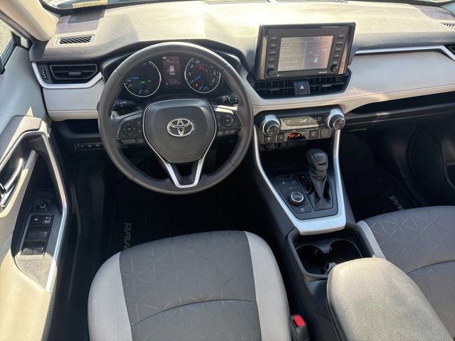 Used 2021 Toyota RAV4 XLE w/ Convenience Package AWD/4WD image 16