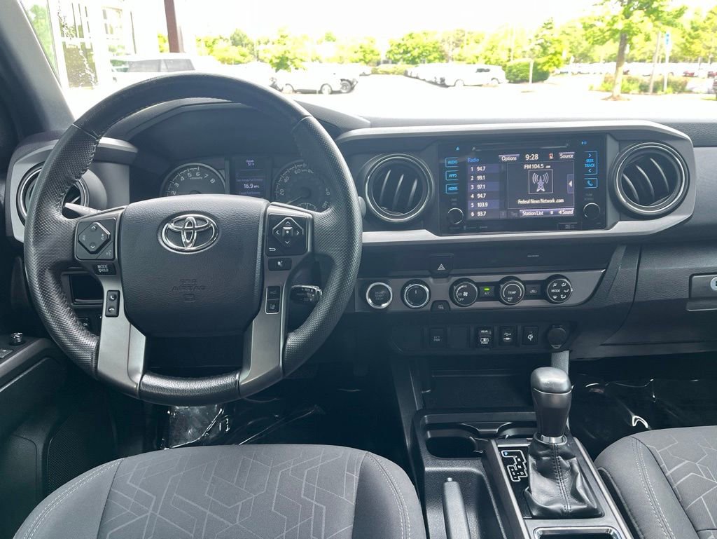 Used 2019 Toyota Tacoma TRD Sport AWD/4WD image 15
