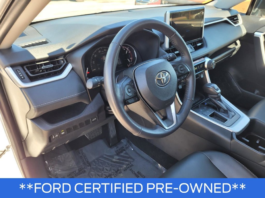 Used 2024 Toyota RAV4 XLE Premium FWD image 16