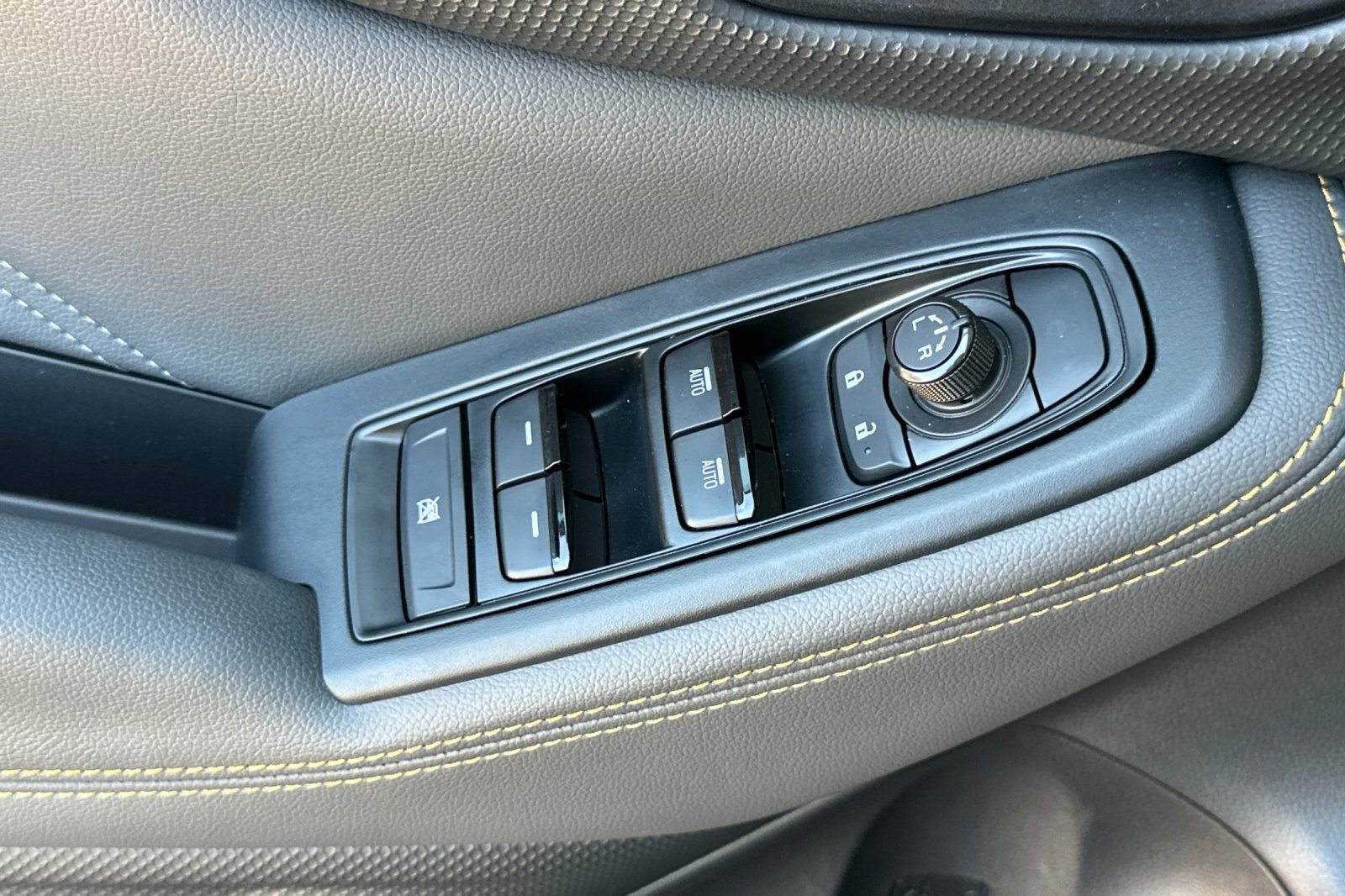 Used 2025 Subaru Forester Wilderness AWD/4WD image 12