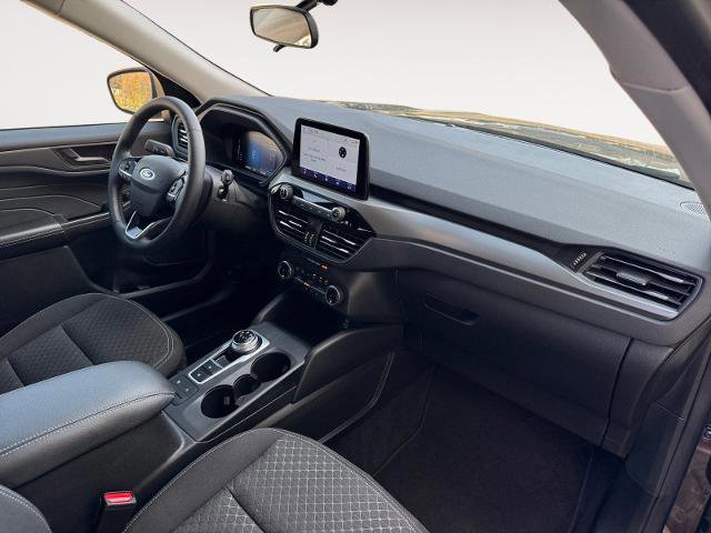 Certified 2023 Ford Escape Active w/ Cold Weather Package image 15