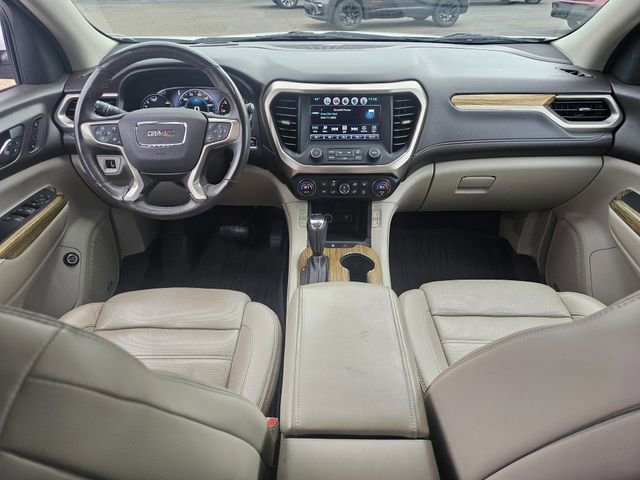 Used 2017 GMC Acadia Denali w/ Technology Package image 8