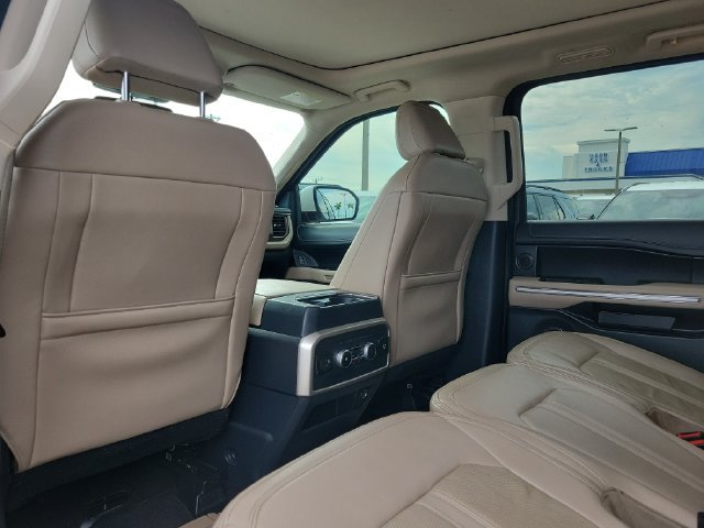Certified 2022 Ford Expedition Max Limited RWD image 16