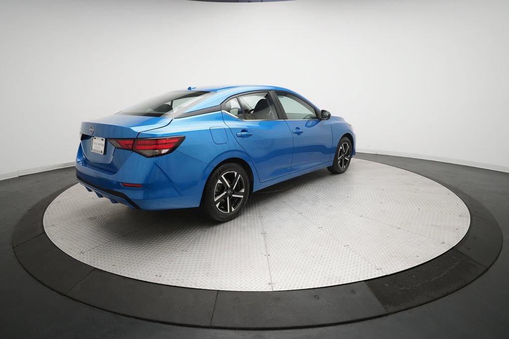 Used 2025 Nissan Sentra SV FWD image 33