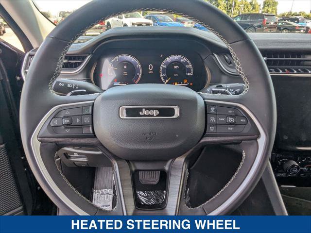 Used 2023 Jeep Grand Cherokee L Limited RWD image 13