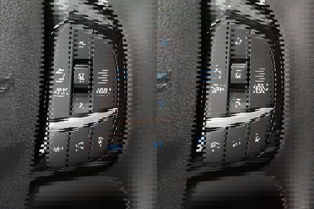 Certified 2024 Ford Escape SE image 60