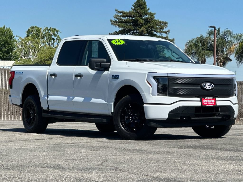 Certified 2025 Ford F150 Lightning XLT w/ Max Trailer Tow Package