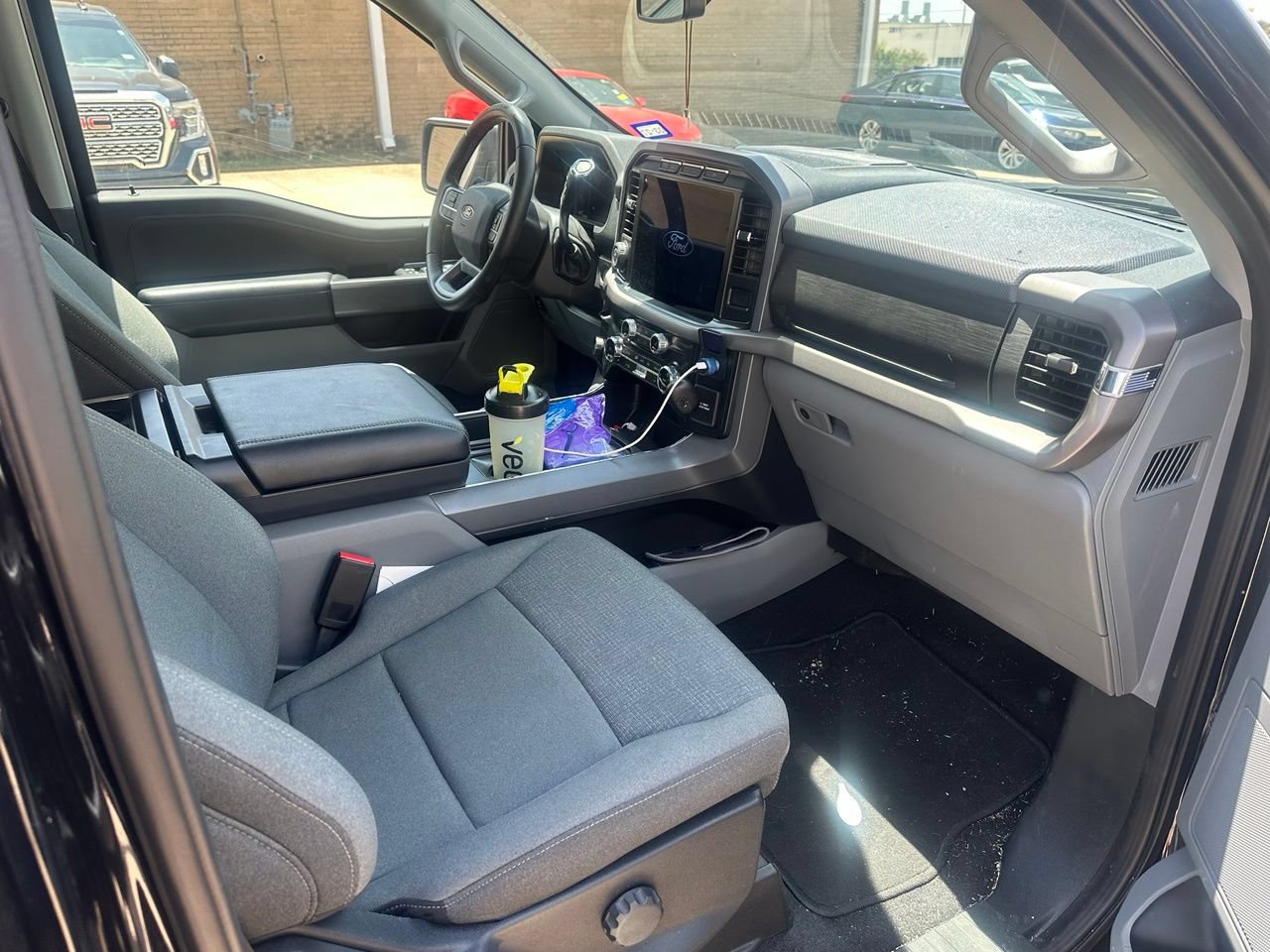 Certified 2024 Ford F150 XLT w/ Mobile Office Package RWD image 11