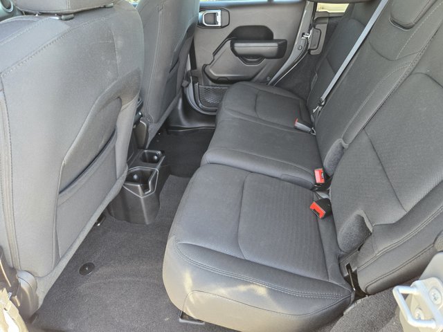 Used 2021 Jeep Wrangler Unlimited Sport AWD/4WD image 28