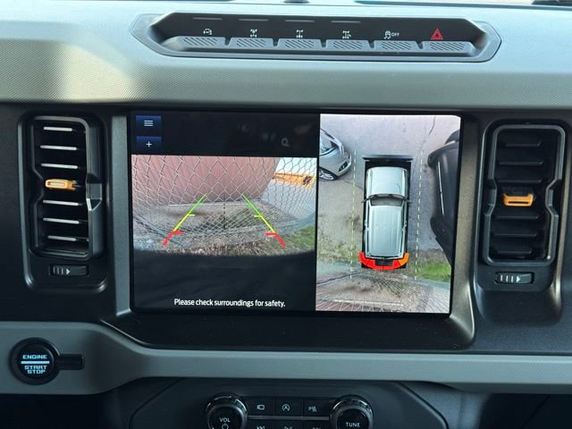 Certified 2022 Ford Bronco Badlands w/ Sasquatch Package AWD/4WD image 4