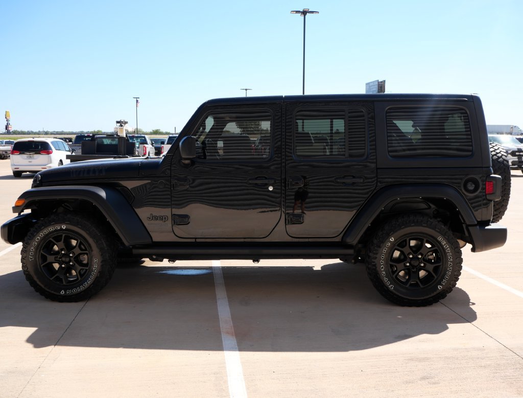 Used 2022 Jeep Wrangler Unlimited Sport AWD/4WD image 3
