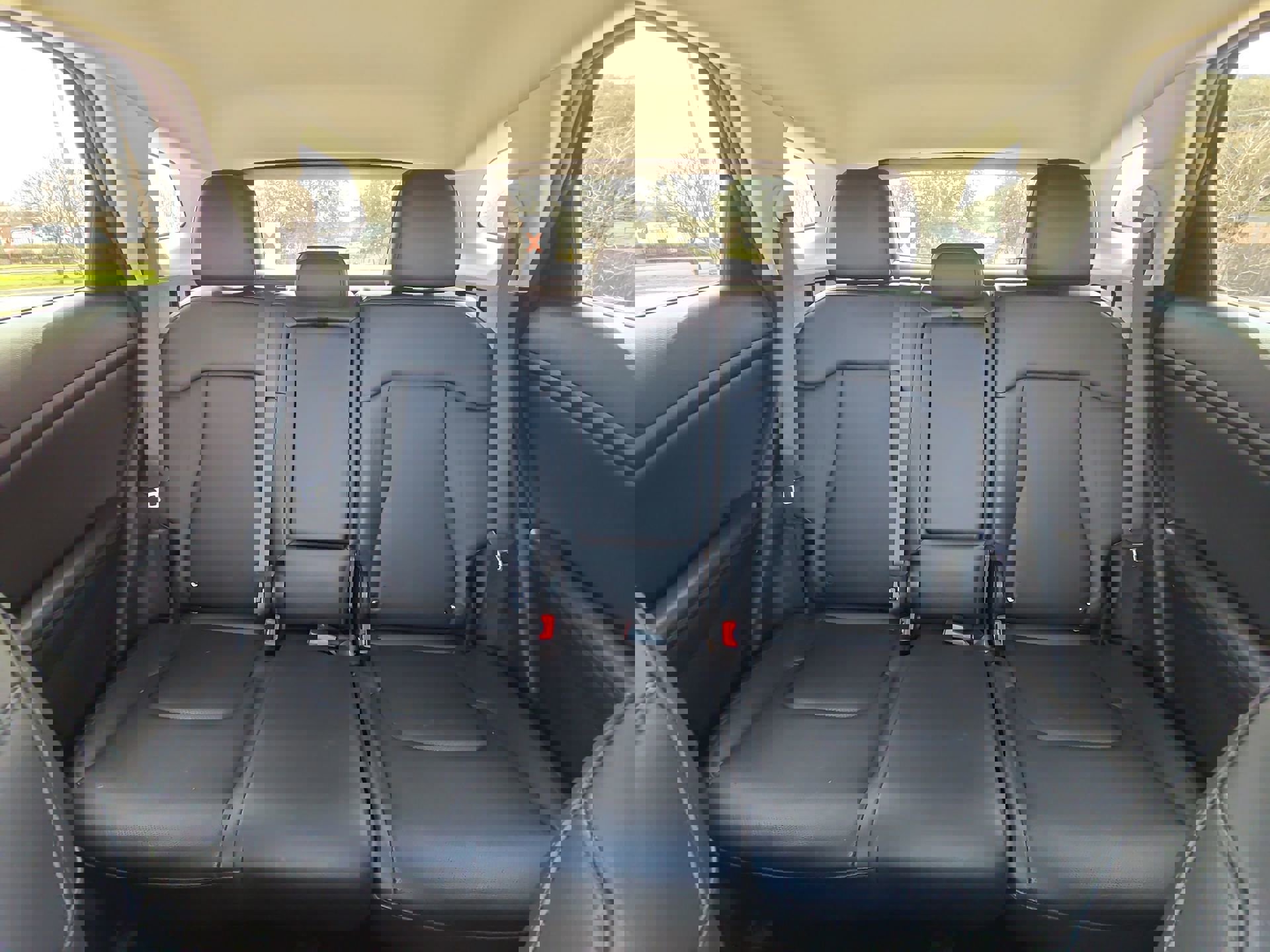 Used 2023 Kia Sportage EX image 20