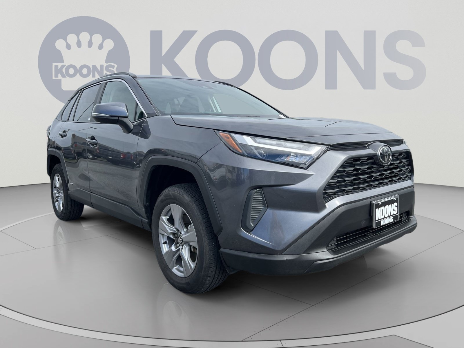 Used 2025 Toyota RAV4 LE AWD/4WD image 10