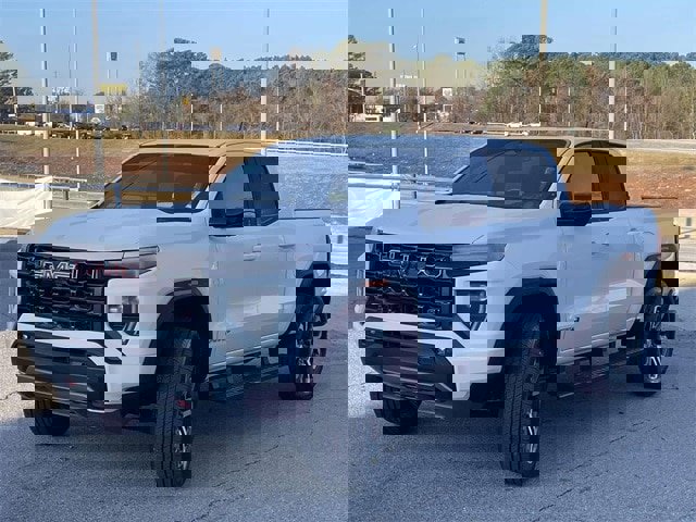 Used 2023 GMC Canyon AT4 w/ Technology Package image 27