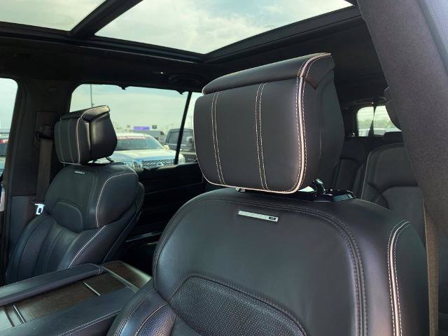 Used 2022 Jeep Grand Wagoneer Series II AWD/4WD image 9