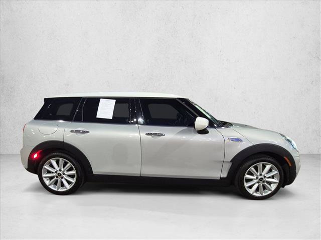 Used 2022 MINI Cooper Clubman S w/ Signature Upholstery Package FWD image 4