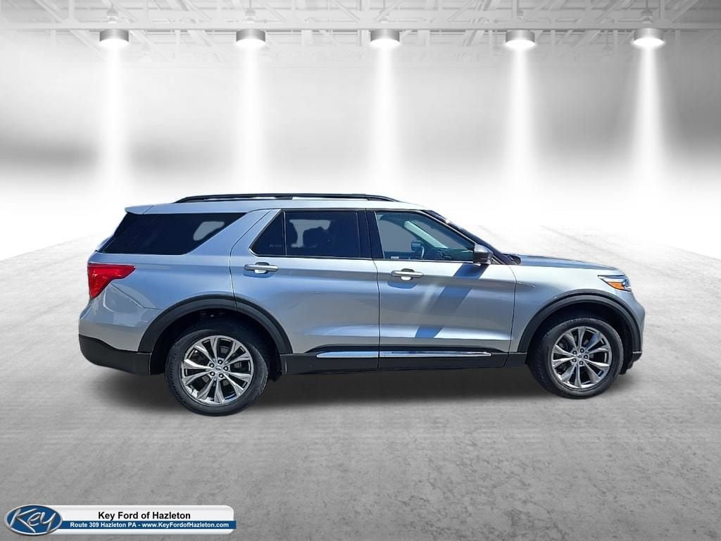 Certified 2023 Ford Explorer XLT w/ Equipment Group 202A AWD/4WD image 24