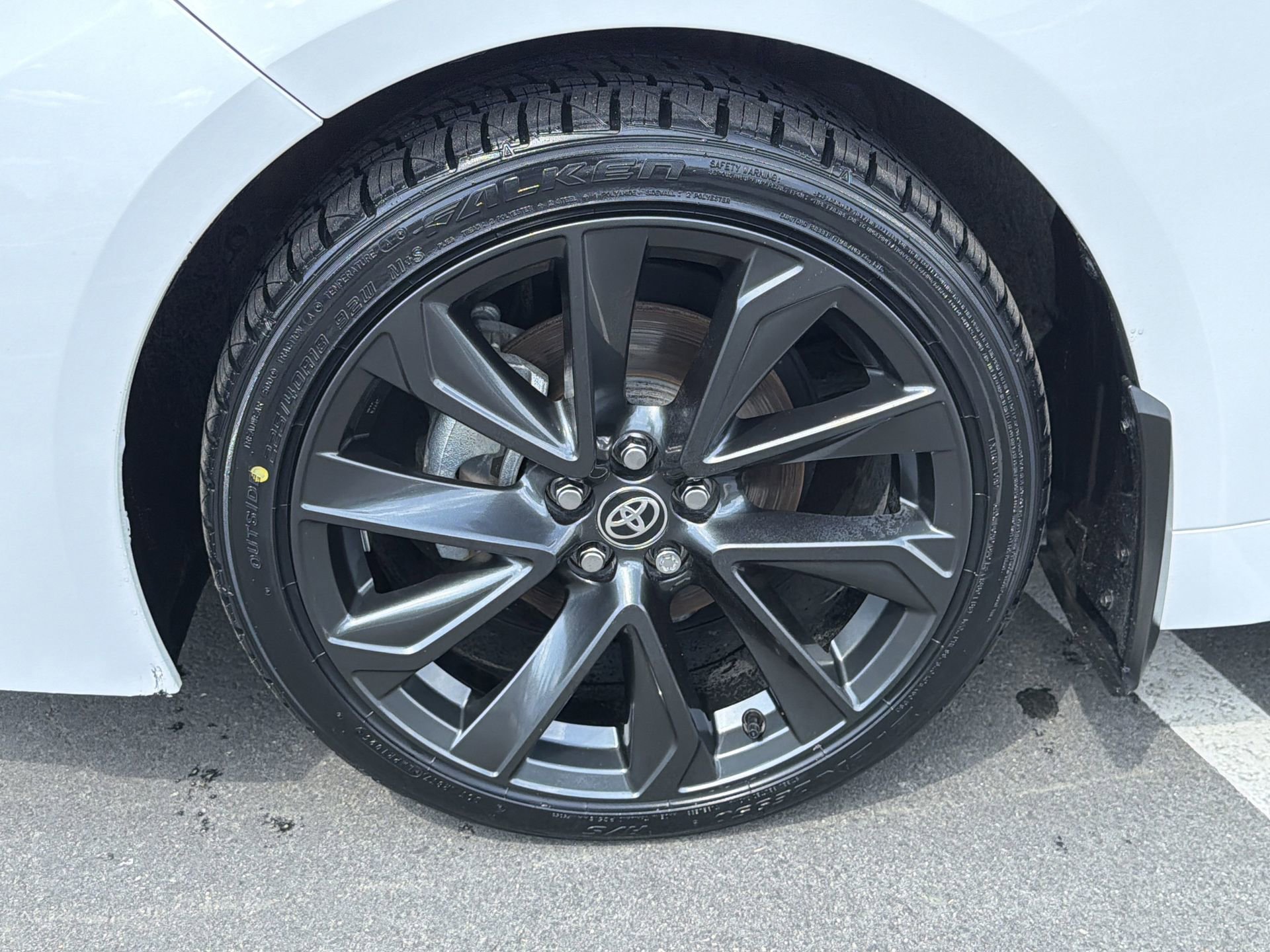 Used 2024 Toyota Corolla SE image 10