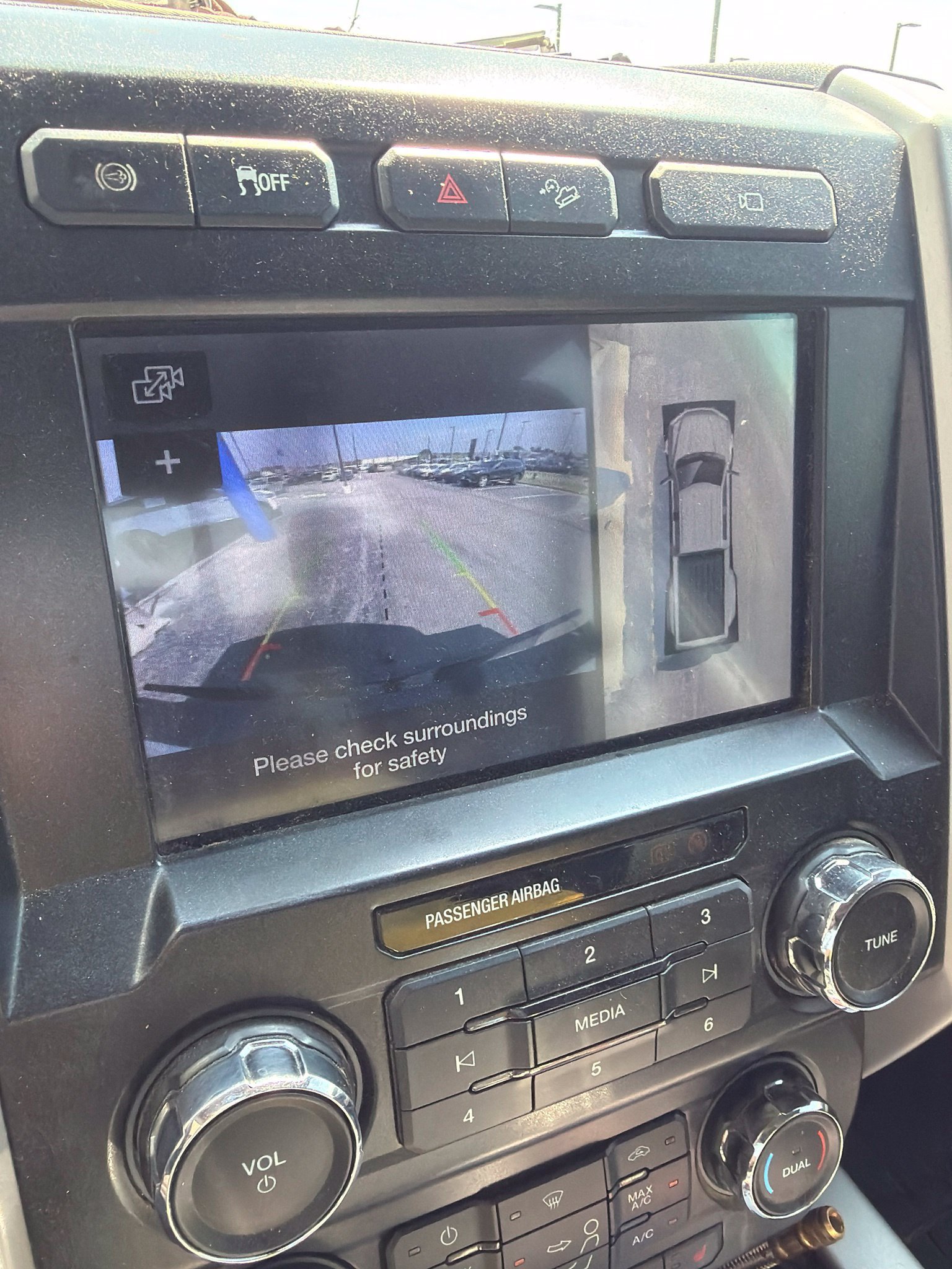 Certified 2019 Ford F350 Lariat w/ Lariat Ultimate Package AWD/4WD image 7